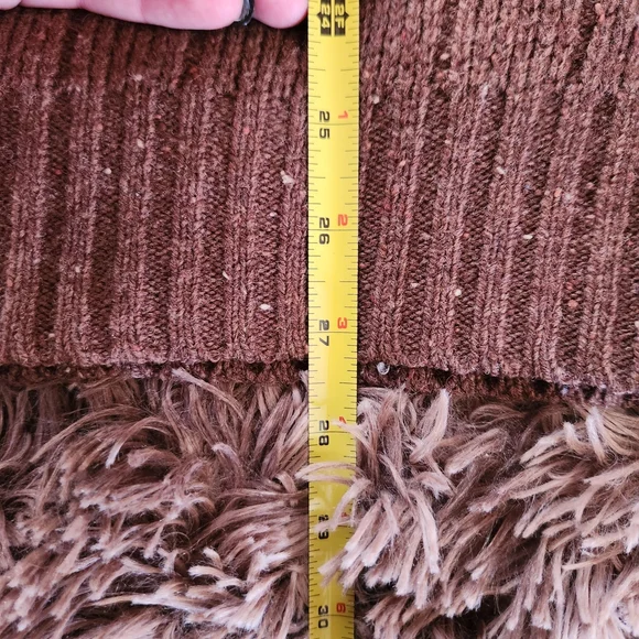 Vintage L.L.Bean Men's Brown 100% Shetland Wool Sweater with Elbow Patches